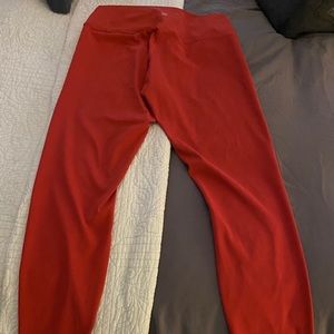 • Lululemon • Wunder Under Tight High Rise